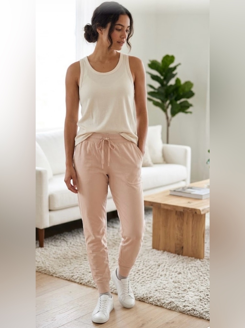 NEW, Amazon Essentials Women's Fleece Jogger Sweatpant Bone/Ivory Plus Size XL